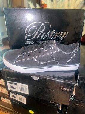 Pastry Black Low-Top Canvas Cassatta Lo Sneaker